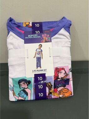 KPop Demon Hunters Girls 2-Piece Pajama Set Purple Size 10 Netflix Sleepwear NWT